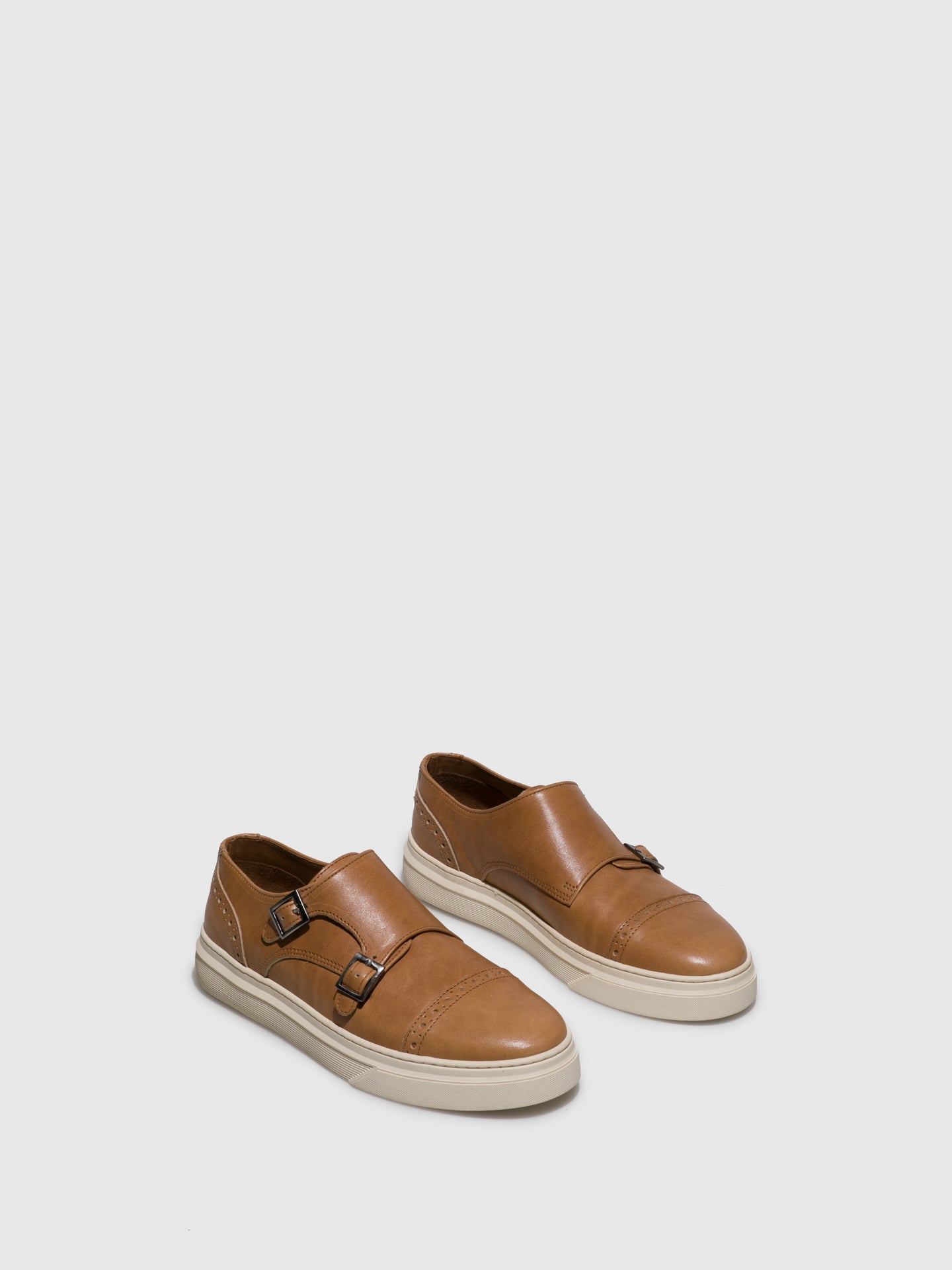 Fungi Sapatos com Fivela em Camel